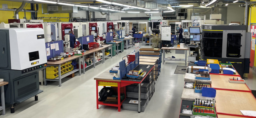 Mit einem hochmodernen Maschinenpark sichert Alsameca die hohe Qualität der Präzisionswerkzeuge